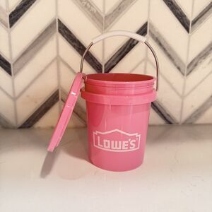 NWT Lowe’s Mini Bucket Pink .4 Qt W/ Lid RARE Color Food Grade